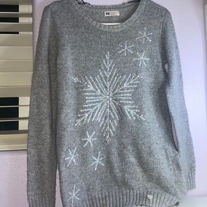 Grey snow flake sweater